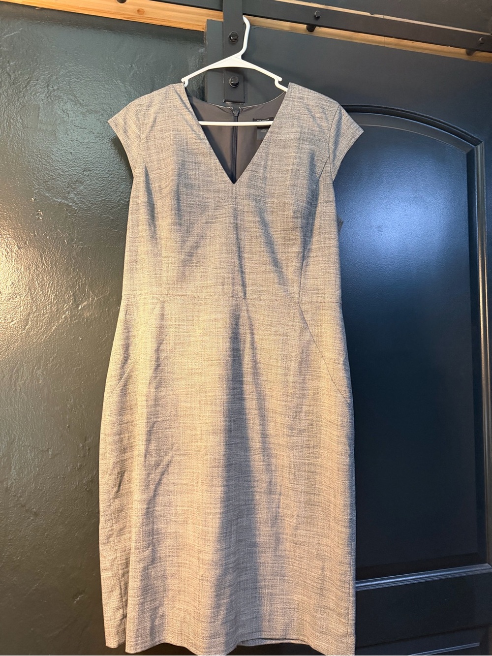 Ann Taylor Factory Neutral Taupe V-Neck Cap Sleeve Midi Dress